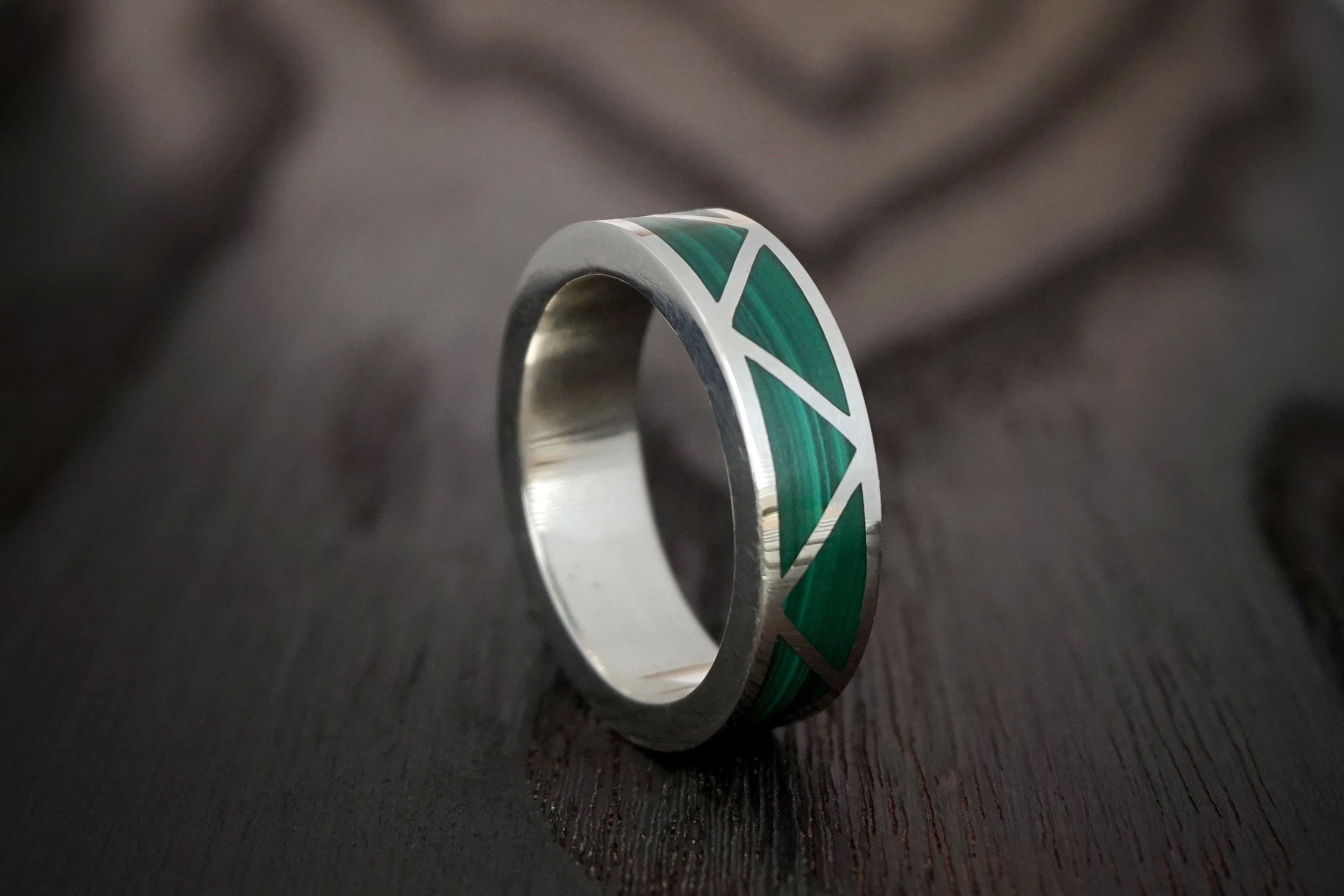 Silver ring with green malachite inlay