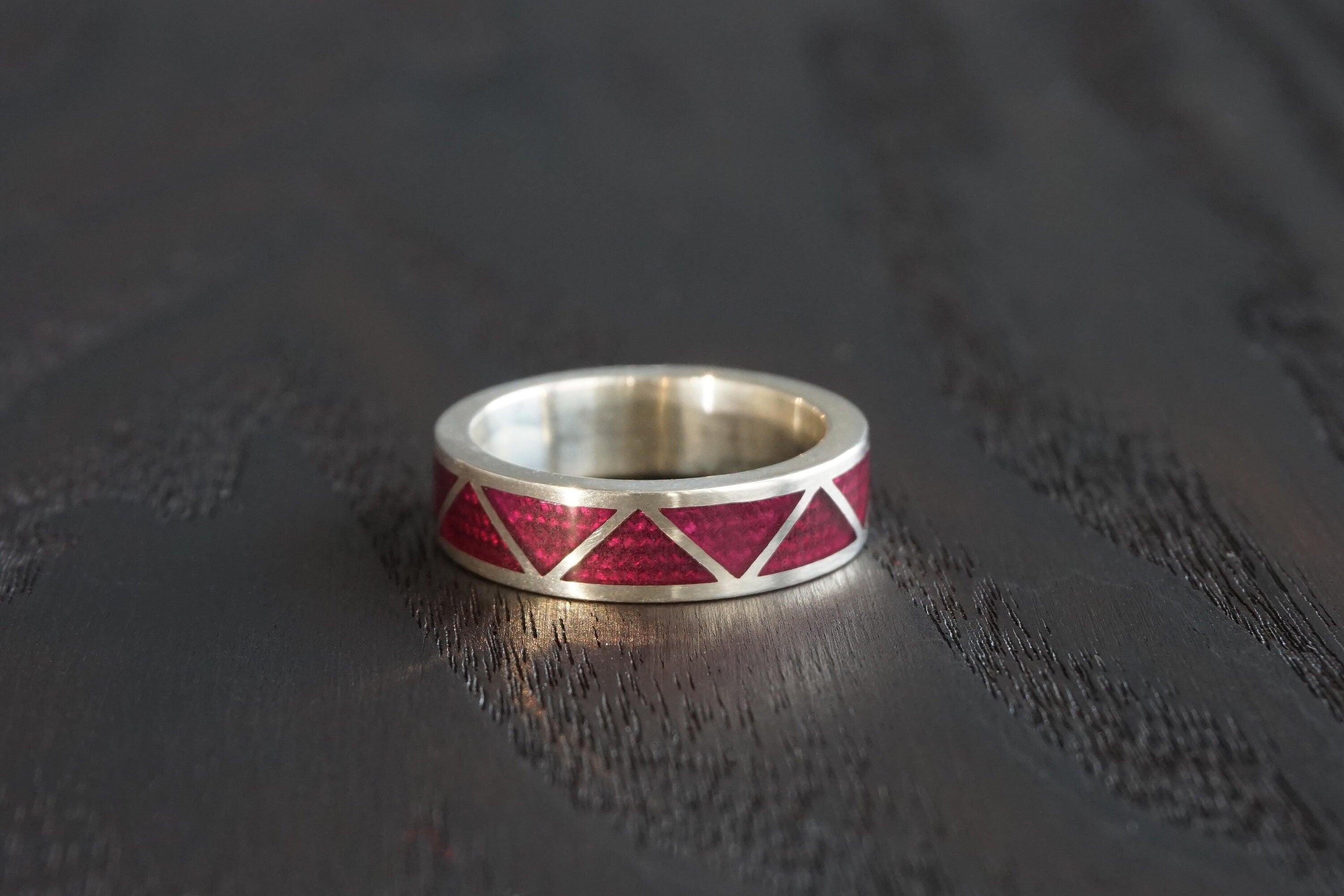Corundum Cloisonné Sterling Silver Band Ring