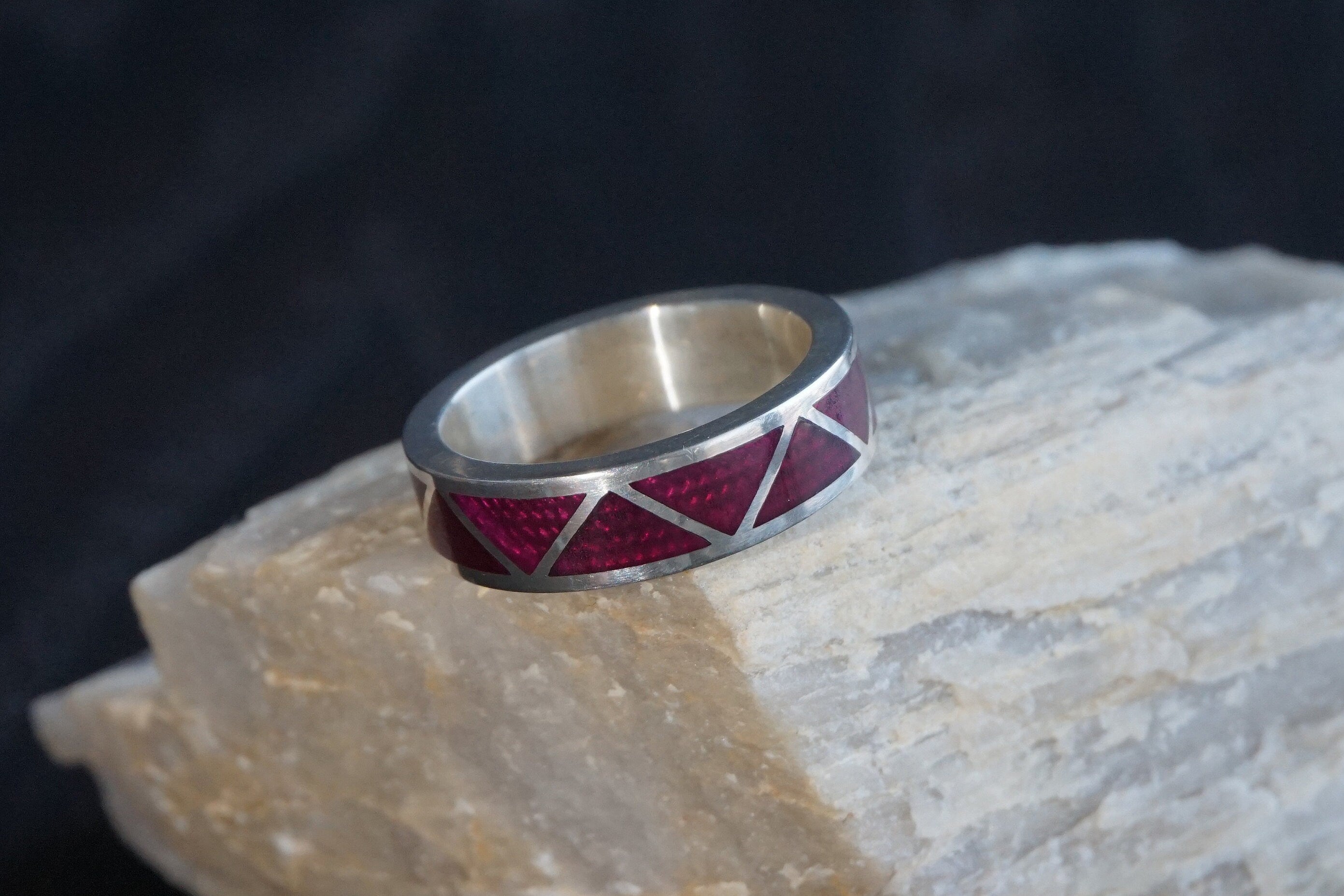 Corundum Cloisonné Sterling Silver Band Ring