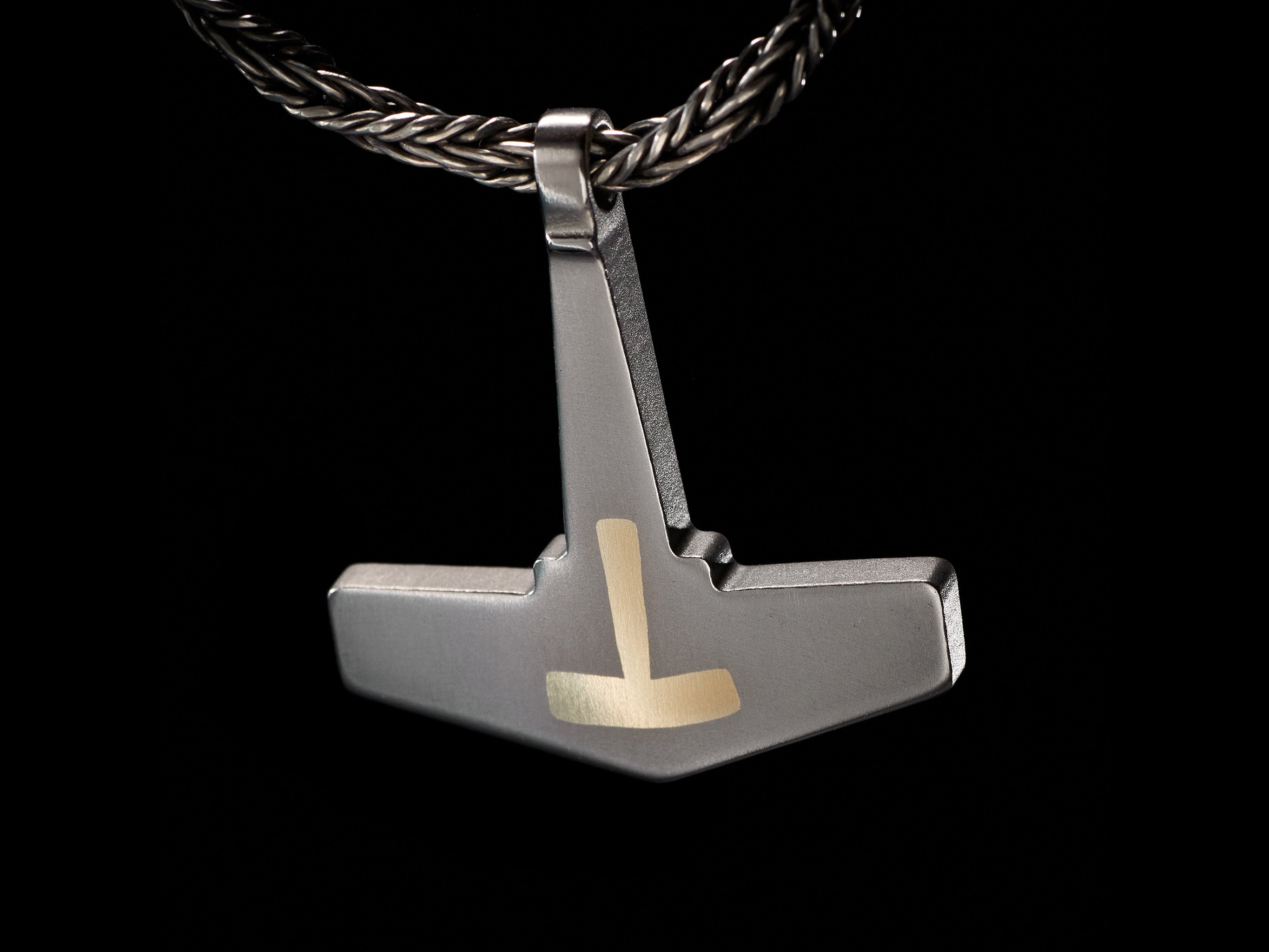 Yachur Titanium Mjolnir Pendant – Silver Inlay Thor’s Hammer Necklace – Viking Norse Jewelry