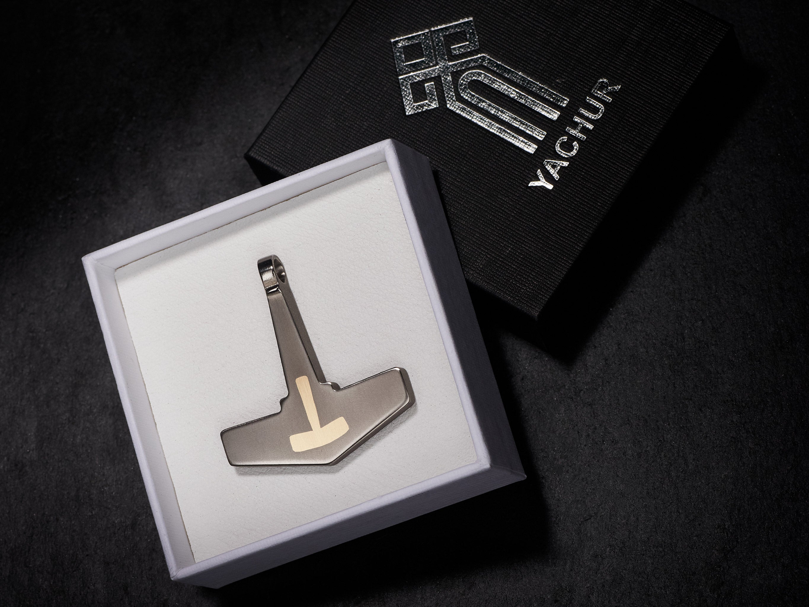 Yachur Titanium Mjolnir Pendant – Brass Inlay Thor’s Hammer Necklace – Viking Norse Amulet