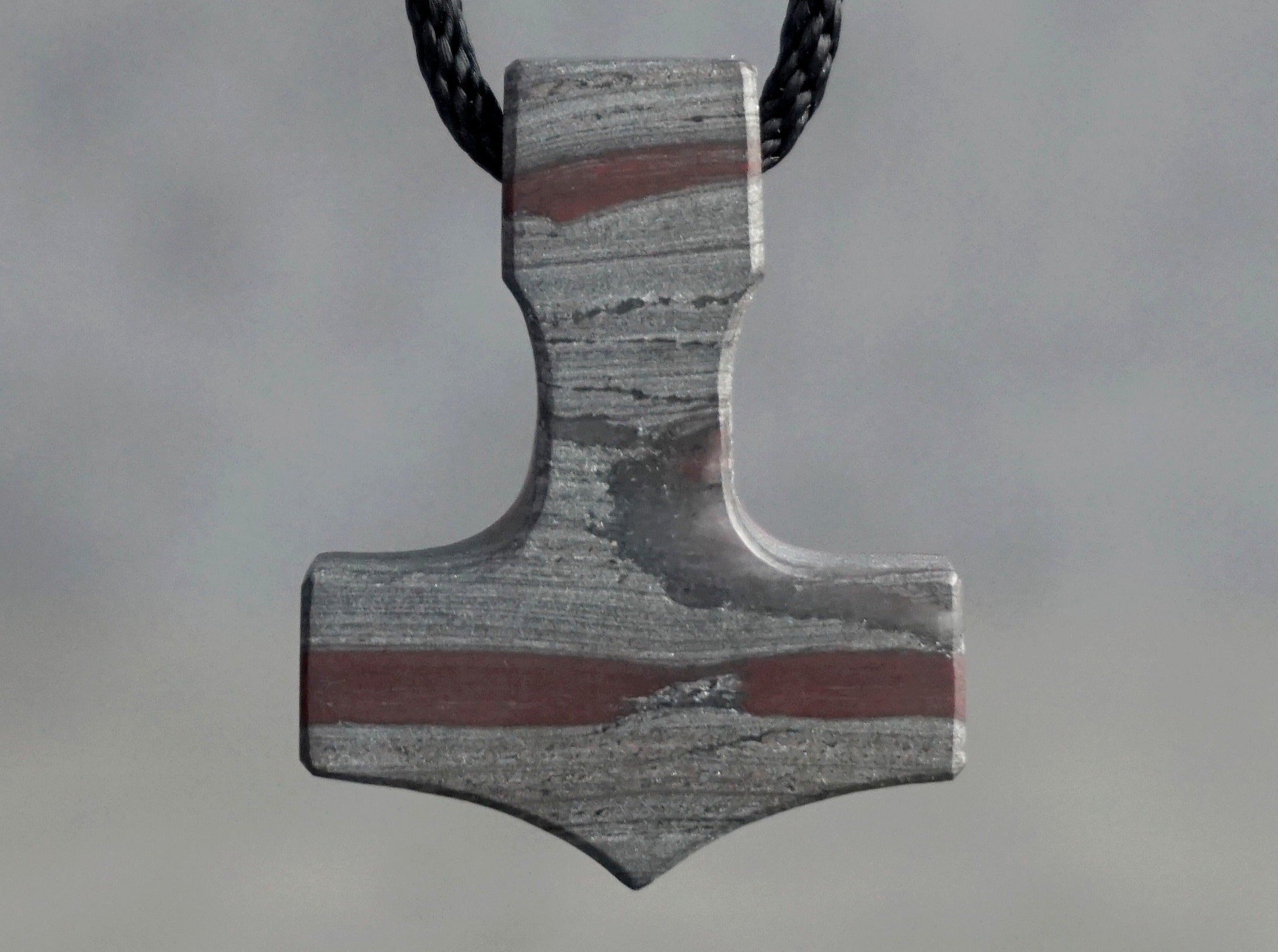 Thor's hammer amulet in grey colour with cherry-red horizontal lines