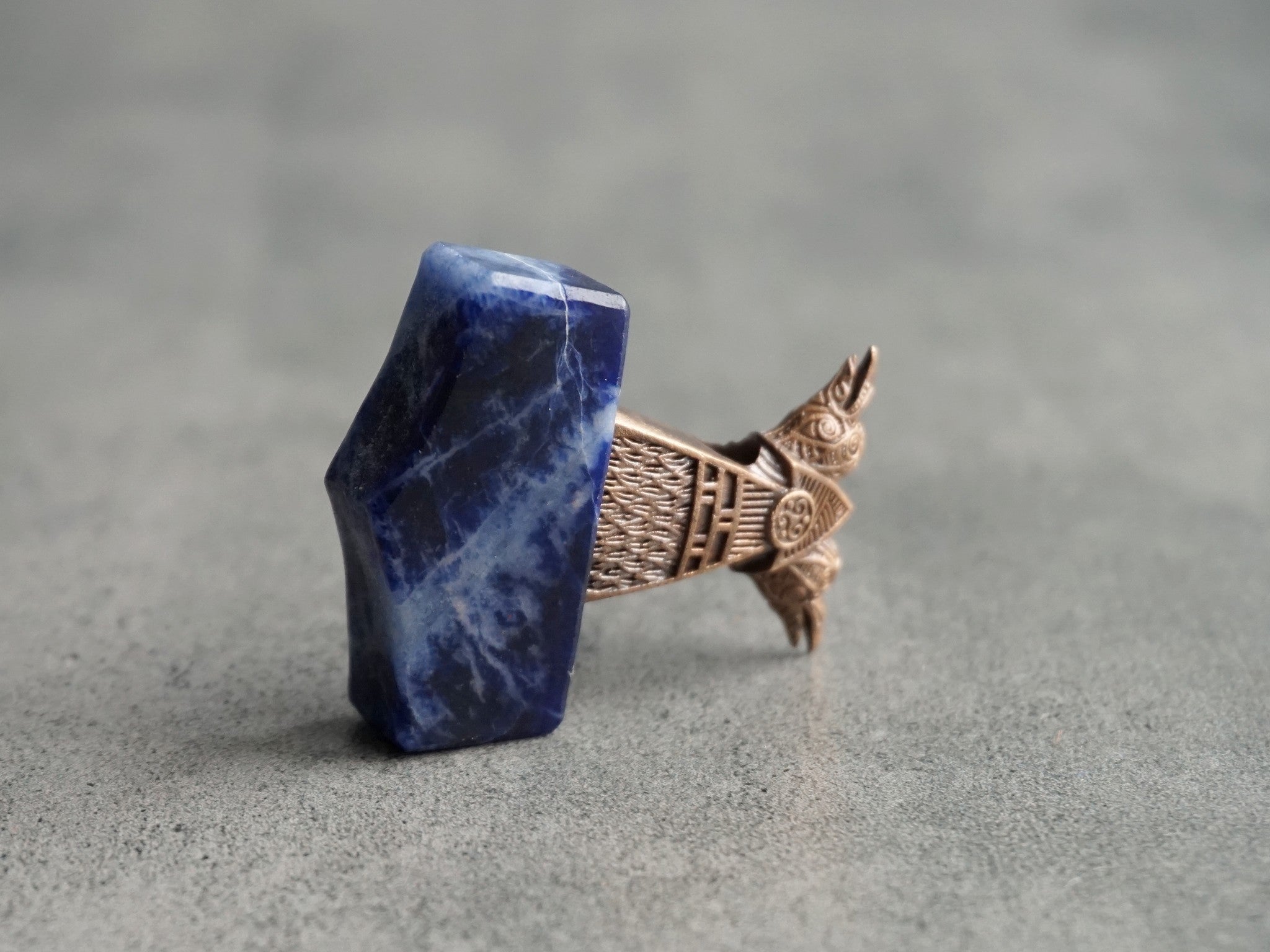 Raven Mjolnir with Sodalite