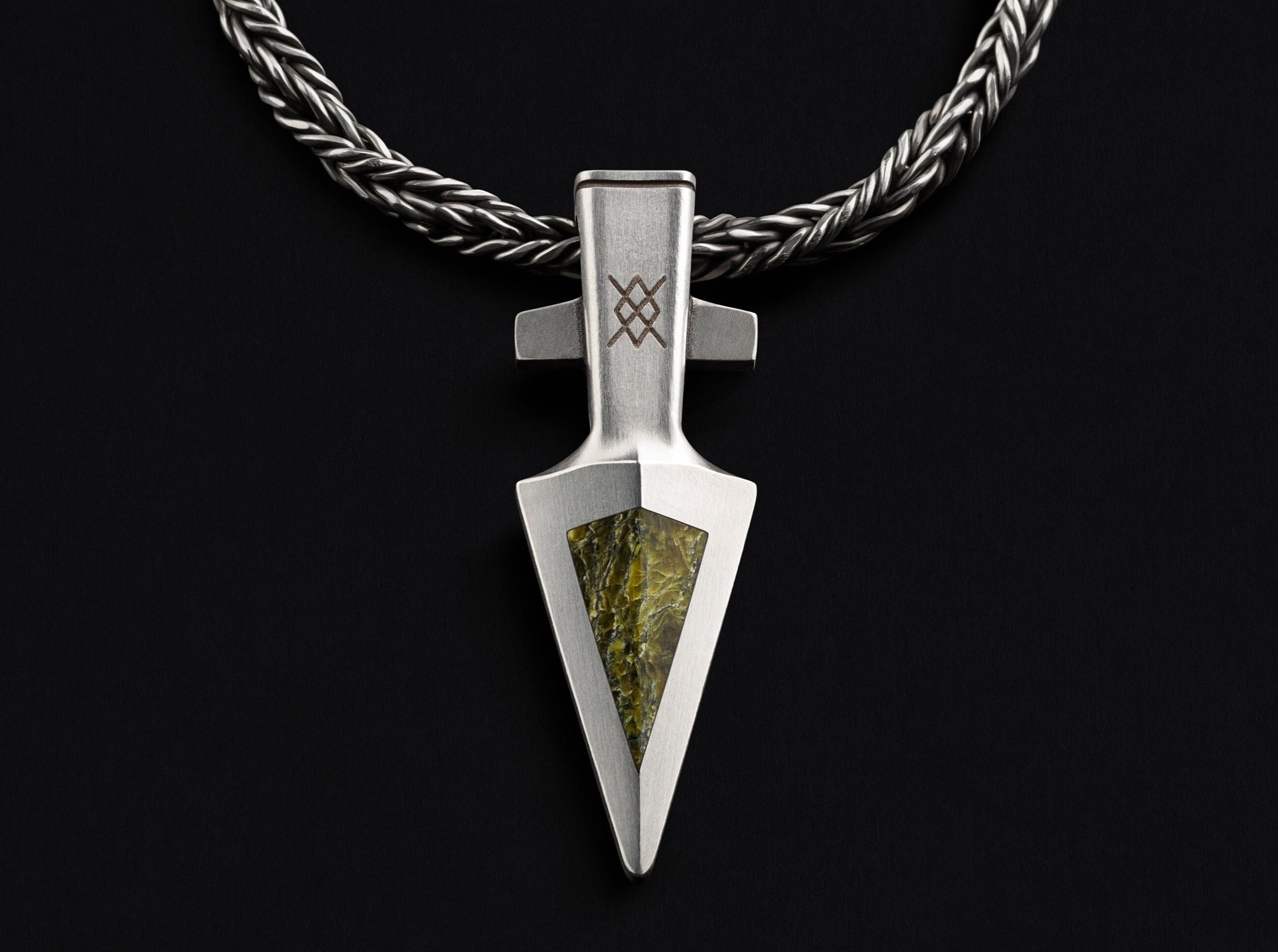 Silver Gungnir pendant with green serpentine stone
