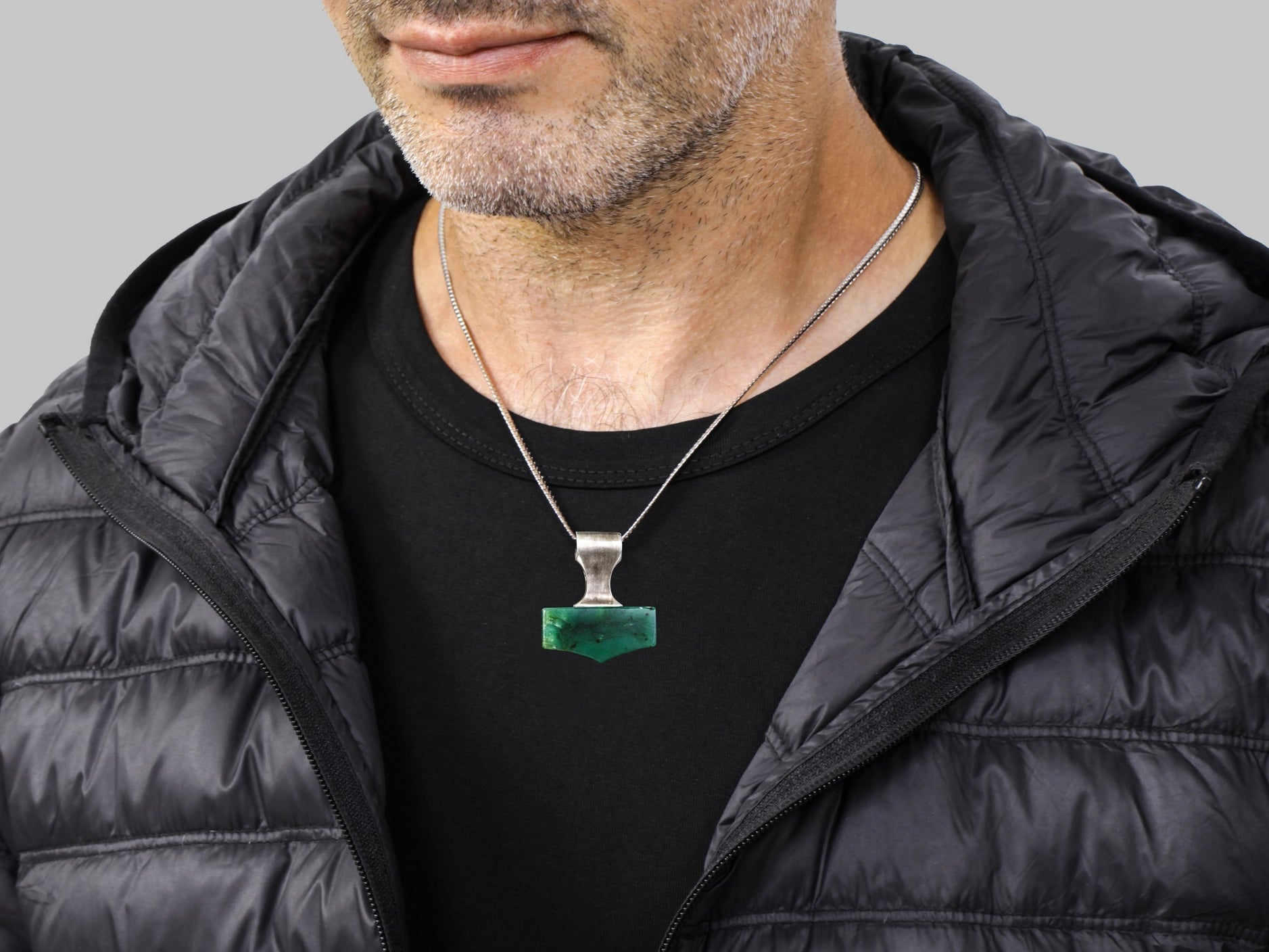 medium size hammer pendant made of silver and jade